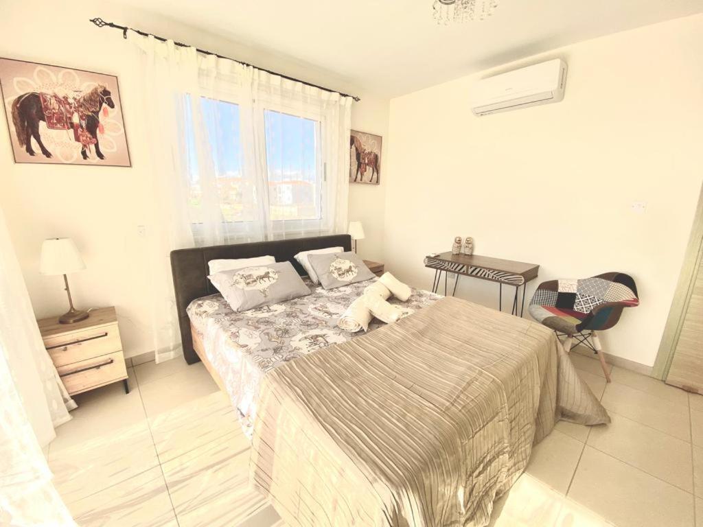 Nissi 3 View Holiday 2 Bedroom Apartment Ayia Napa Exterior photo